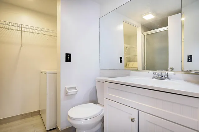 $2,400 | 253 Woodland Road, Palm Springs, FL 33461