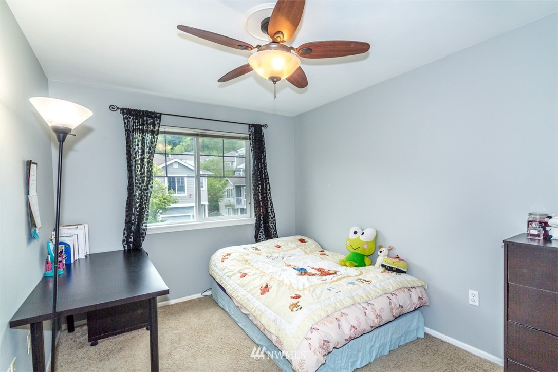 5035 Talbot Place South, Unit C Renton, WA 98055 - Photo 12 of 21 Gallery Image 12