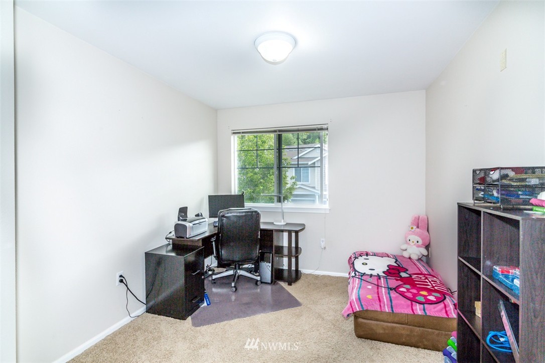5035 Talbot Place South, Unit C Renton, WA 98055 - Photo 14 of 21 Gallery Image 14