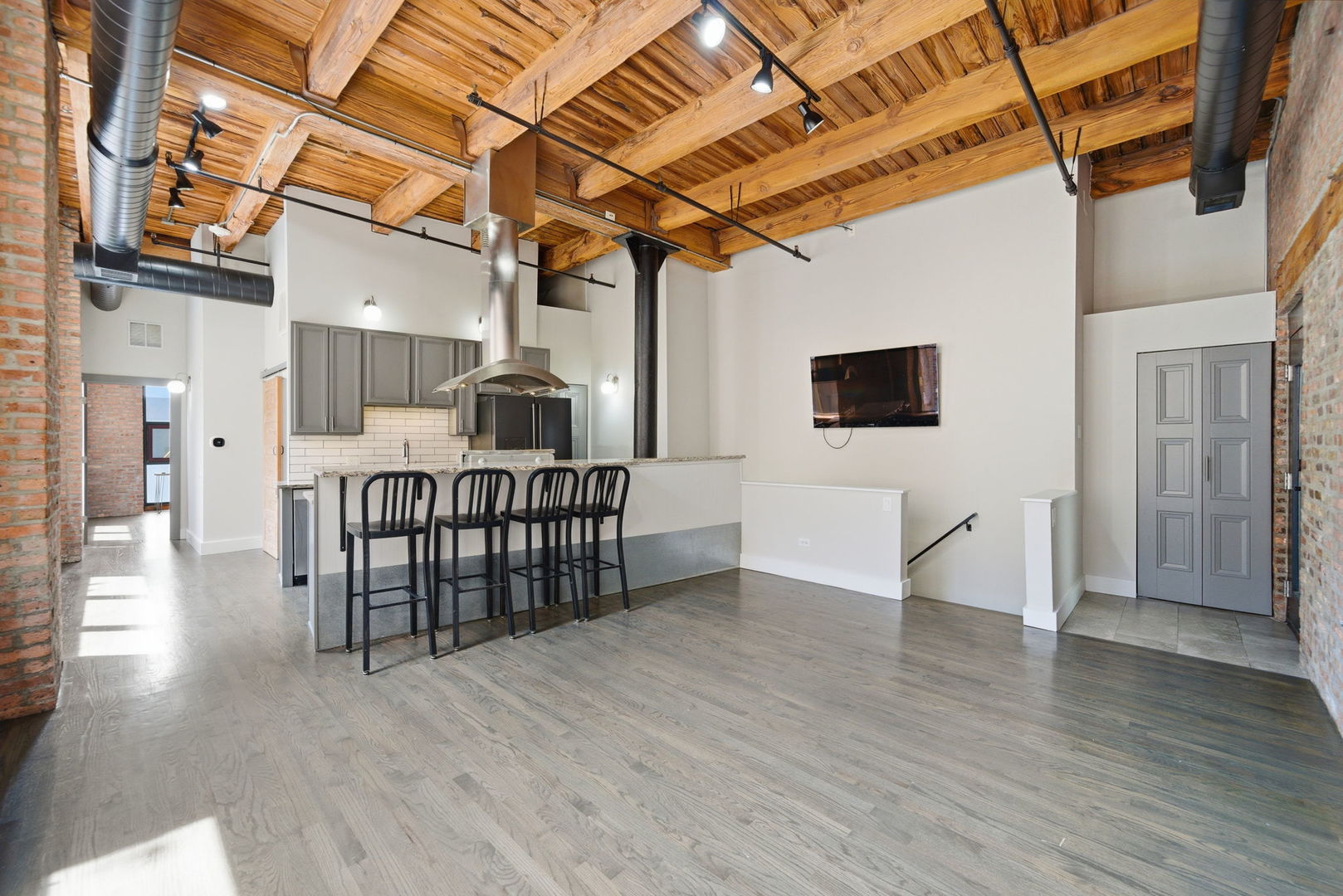 331 South Peoria Street, Unit 107 Chicago, IL 60607 - Photo 4 of 16