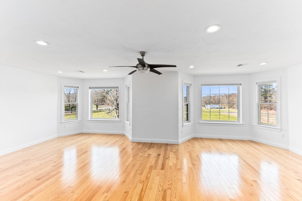 20 Dexter Road, Unit 1220 Foxboro, MA 02035 - Photo 18 of 41 Gallery Image 18