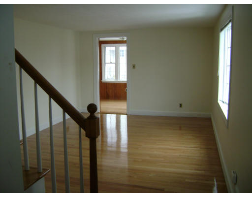 11 Regis Road Arlington, MA 02474 - Photo 4 of 23 Gallery Image 4