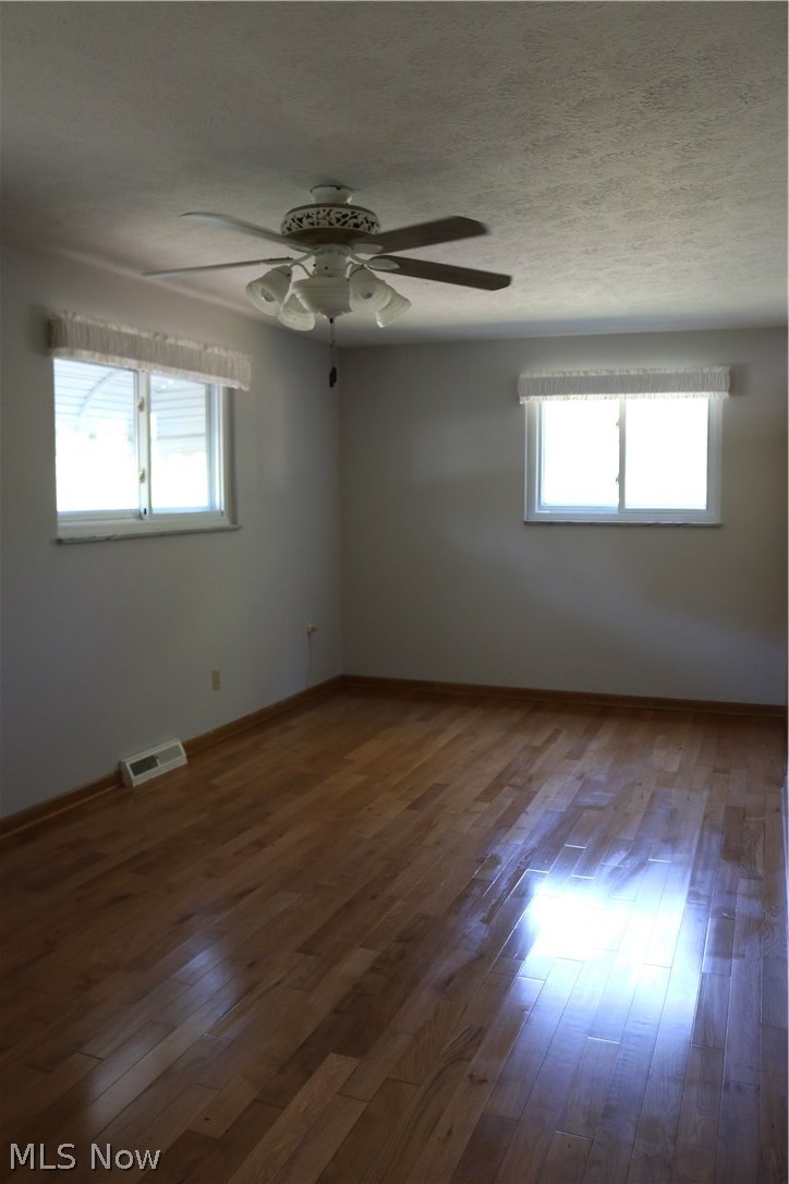 13525 Webster Road Strongsville, OH 44136 - Photo 16 of 32 Gallery Image 16