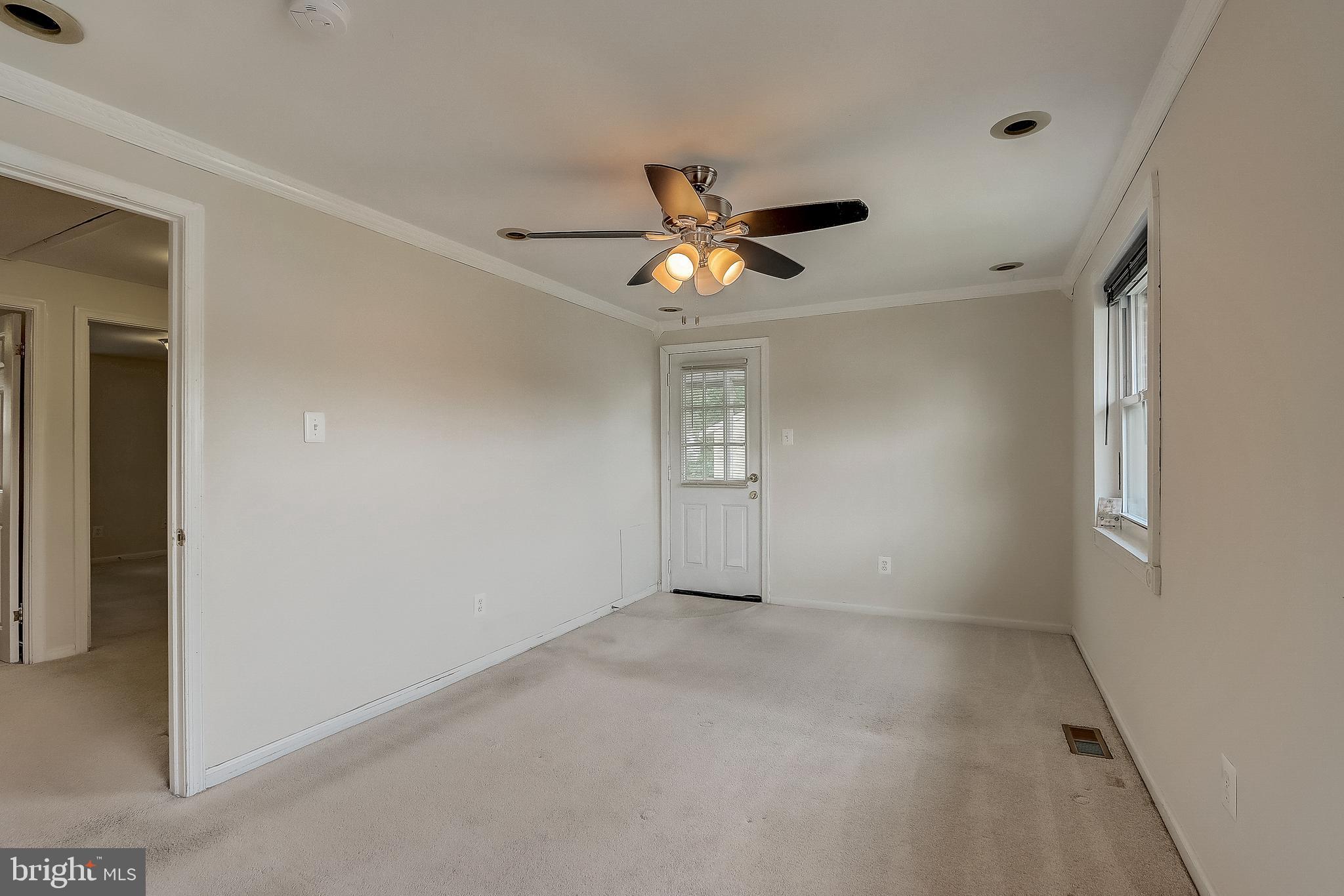 145 Dunlap Road Pasadena, MD 21122 - Photo 18 of 38 Gallery Image 18
