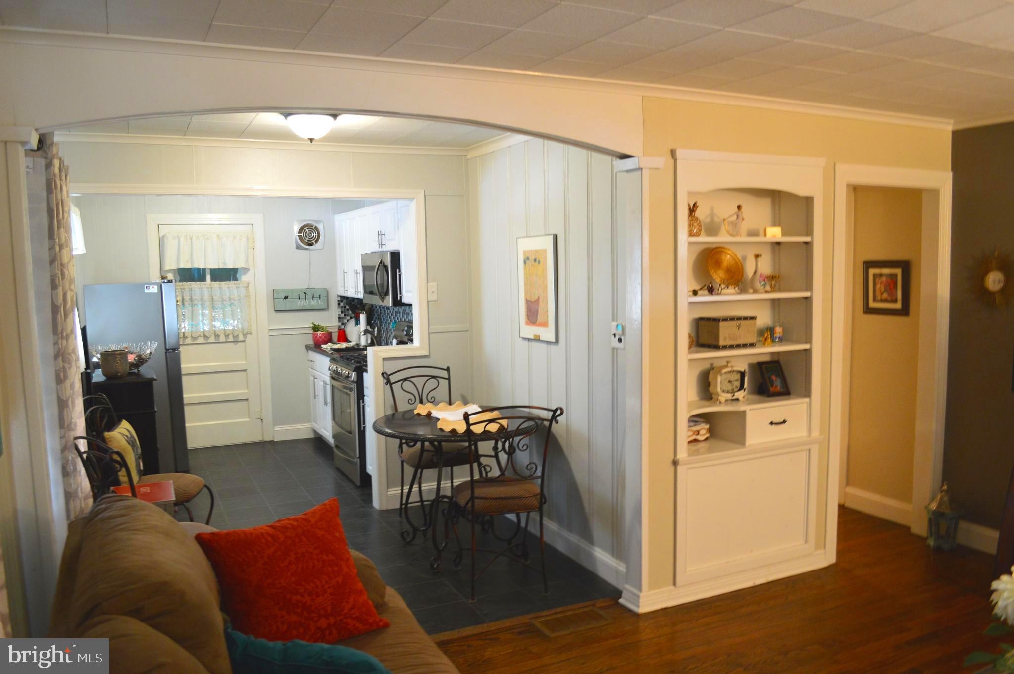 421 Dutton Mill Road, Unit 421 Brookhaven, PA 19015 - Photo 5 of 18 Dining room open to kitchen
