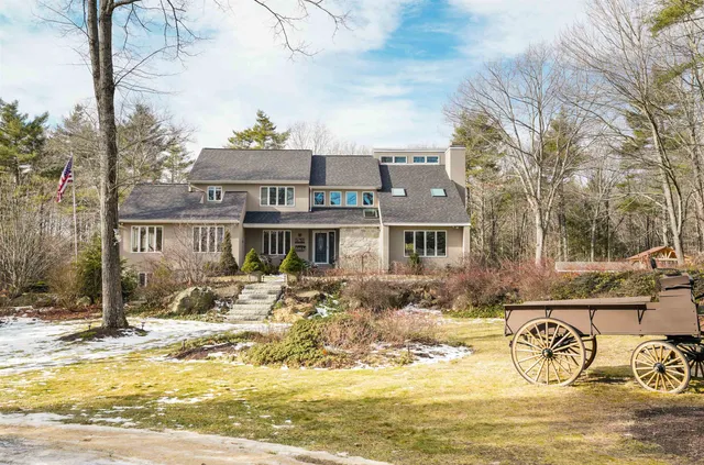 $1,495,000 | 417 Candia Road, Chester, NH 03036