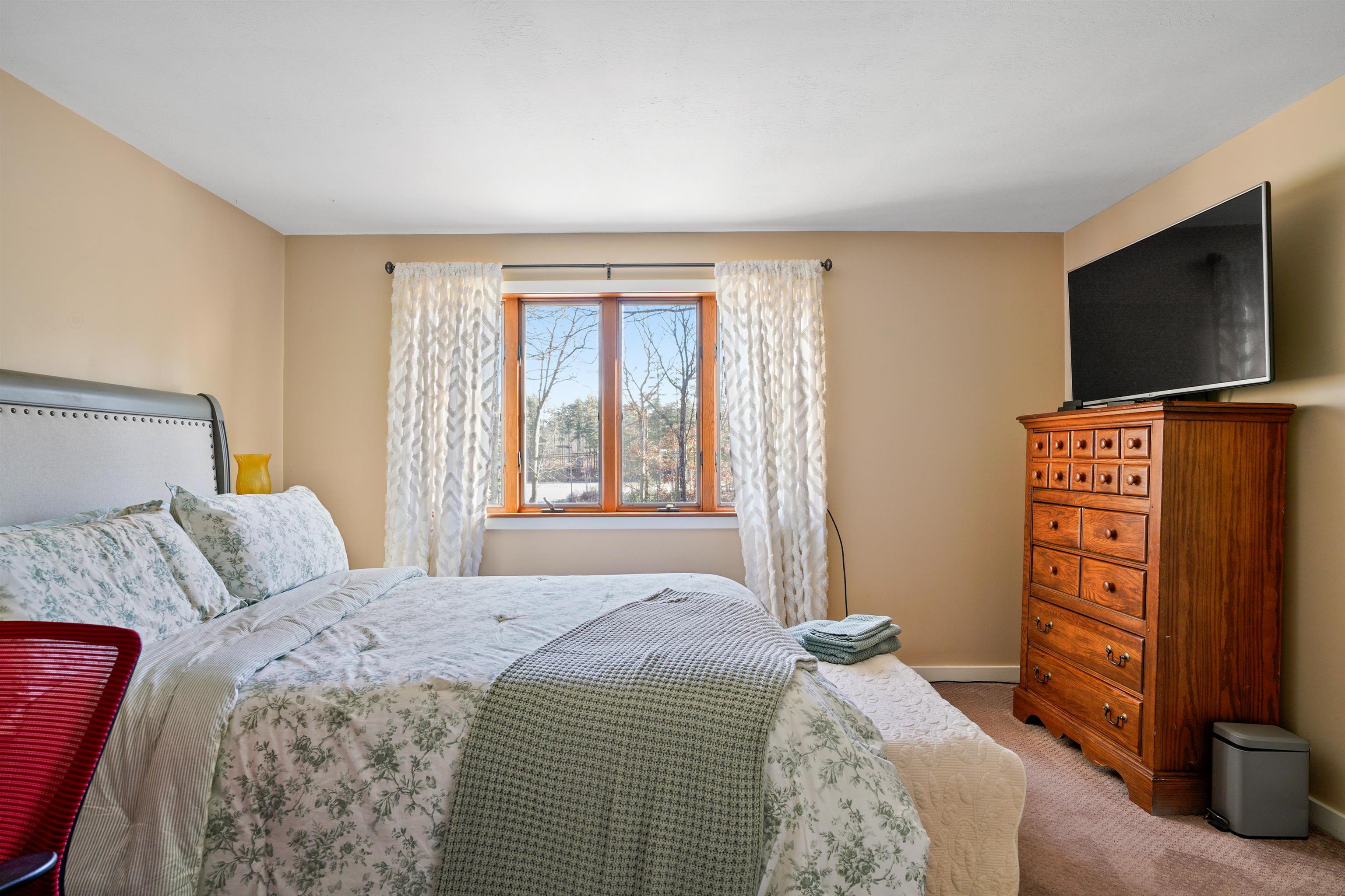 417 Candia Road Chester, NH 03036 - Photo 24 of 54