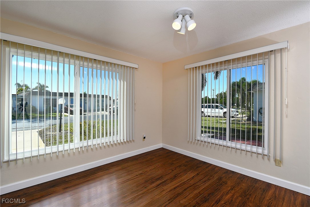 13 Hamlin Court Lehigh Acres, FL 33936 - Photo 8 of 31