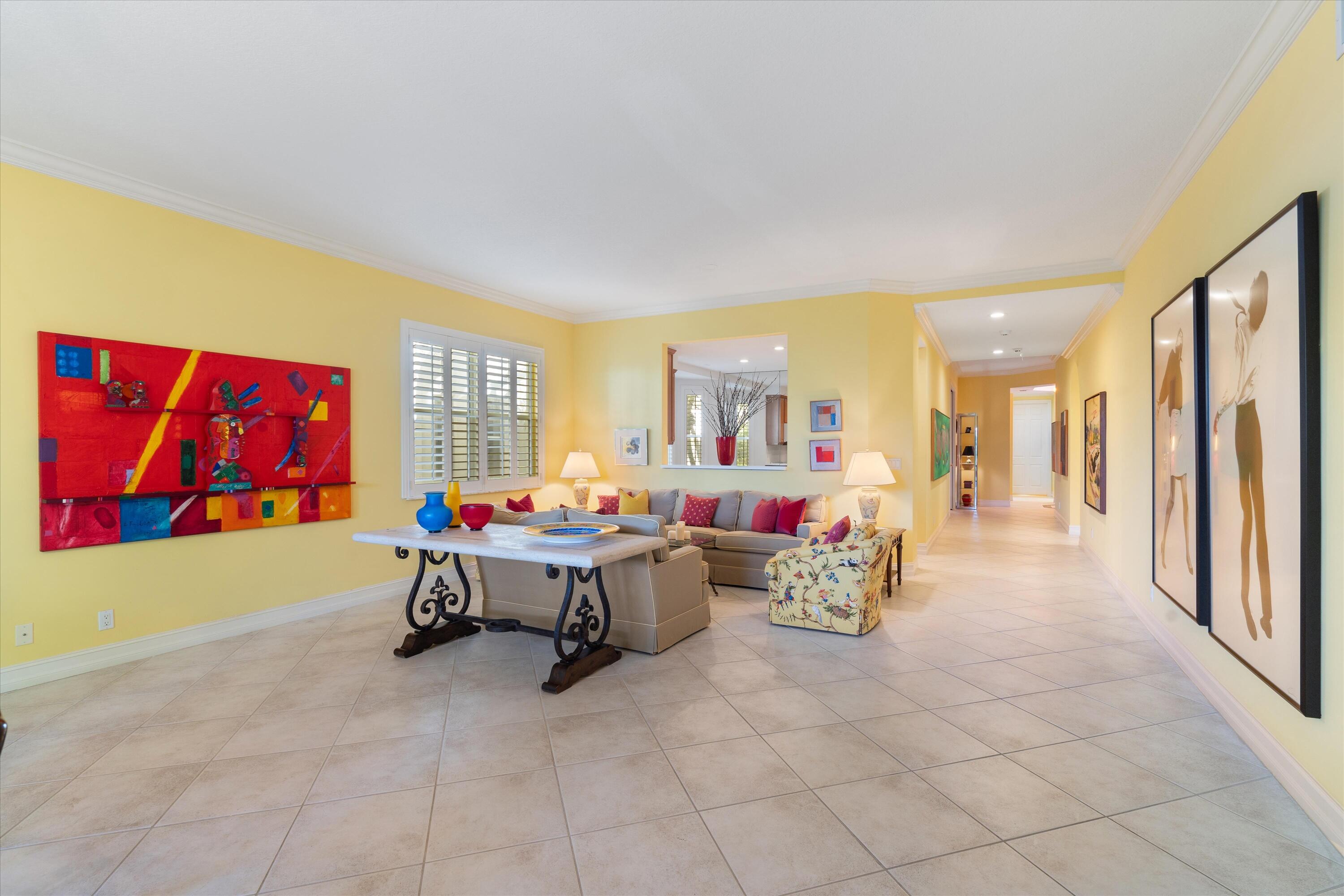 6277 Graycliff Drive, Unit B Boca Raton, FL 33496 - Photo 4 of 49 Living Room