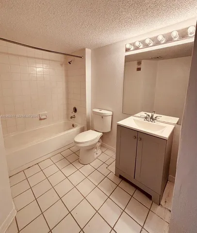 $1,500 | 3985 West McNab Road, Unit A304, Pompano Beach, FL 33069