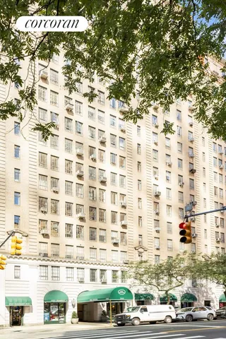 $1,450,000 | 340 West 57th Street, Unit 16J | Hell's Kitchen