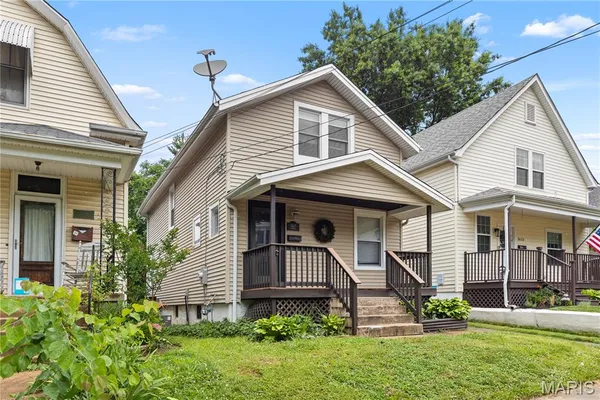 $289,900 | 3627 Cambridge Avenue, St. Louis, MO 63143