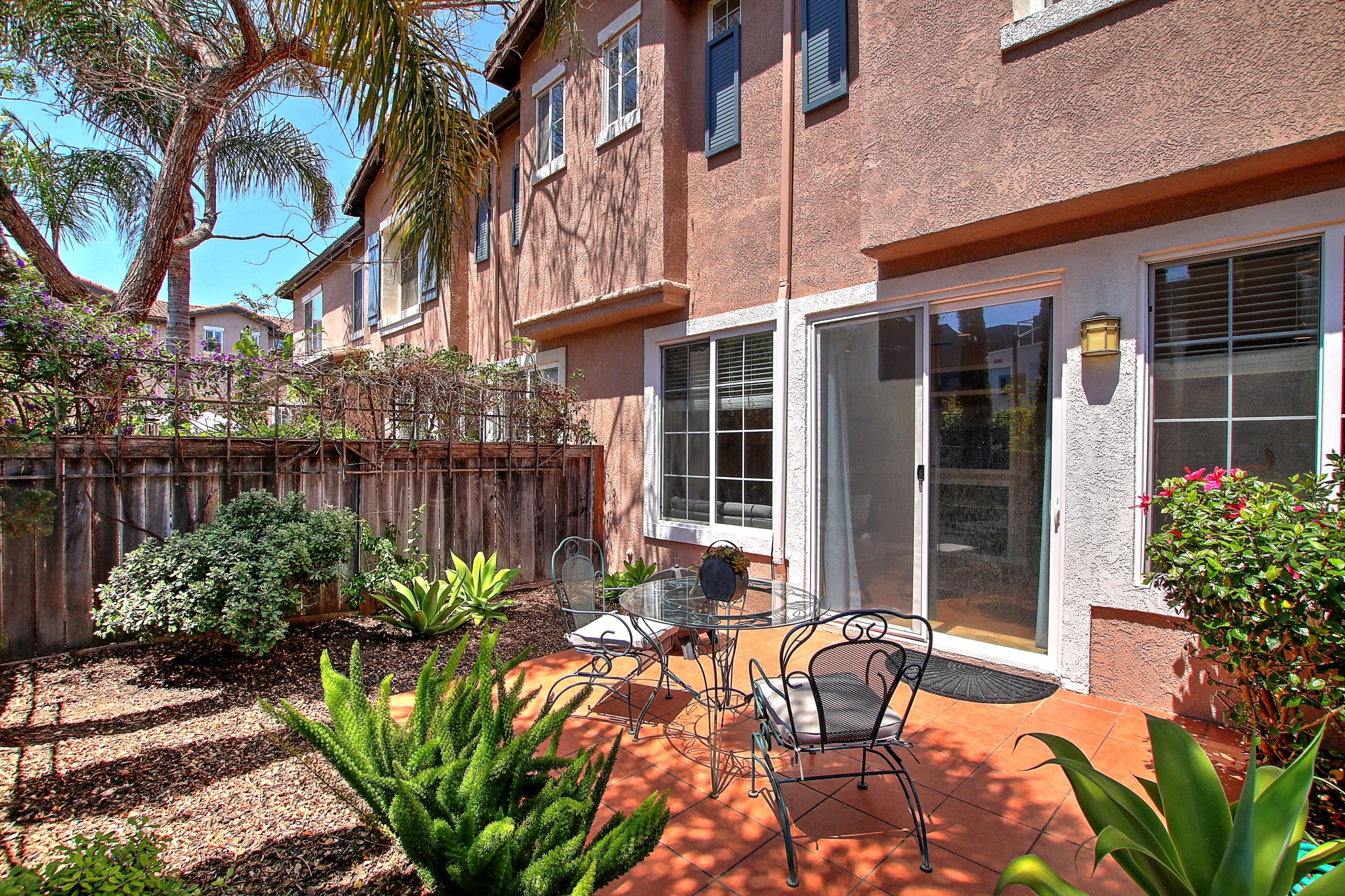 562 Springbrook Court Goleta, CA 93117 - Photo 21 of 36 009