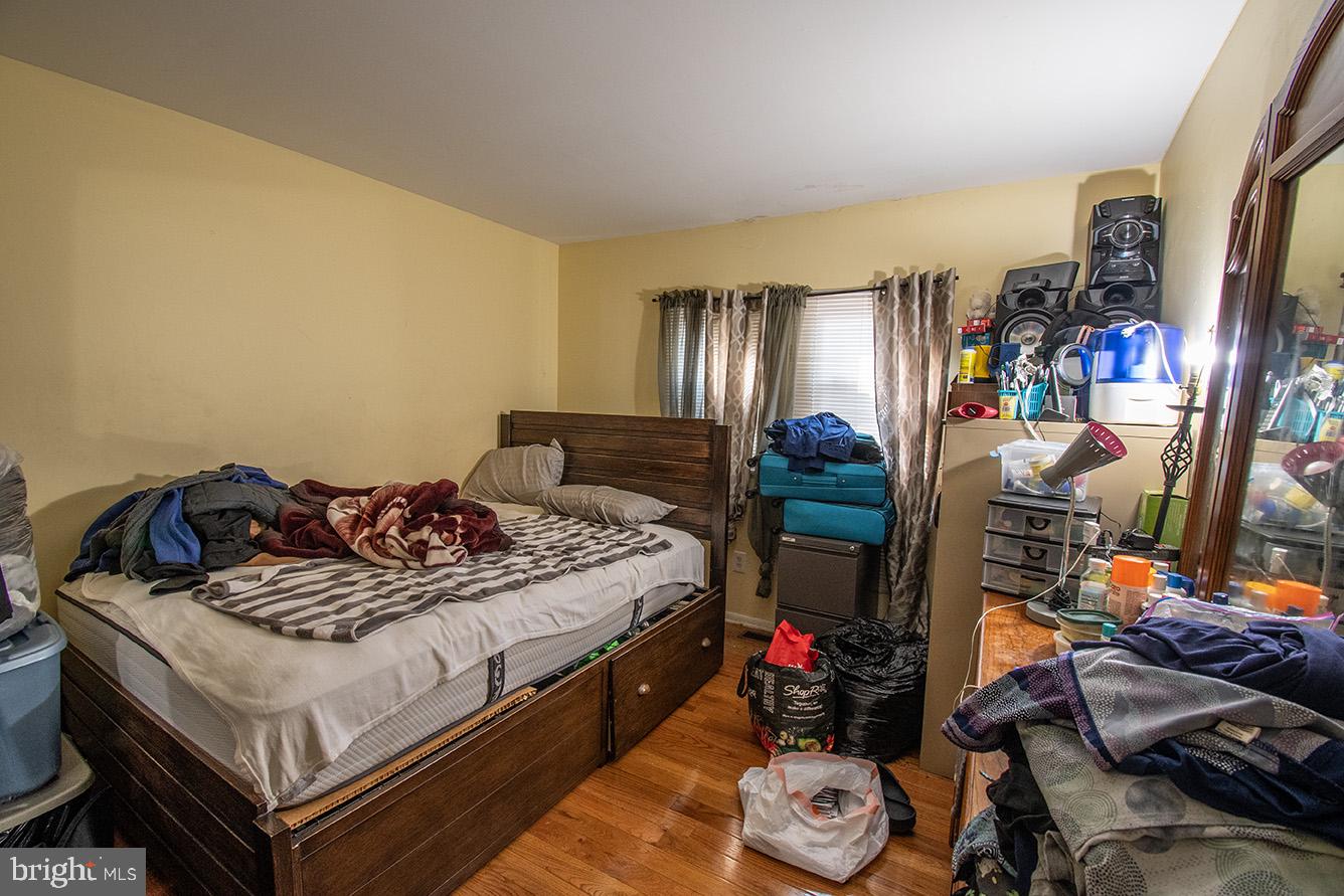16 St Moritz Drive Sicklerville, NJ 08081 - Photo 16 of 26 main floor Bedroom #3