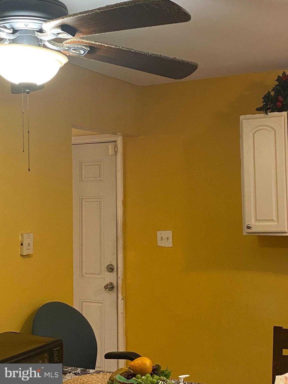 16 St Moritz Drive Sicklerville, NJ 08081 - Photo 17 of 26 side entrance to driveway or potential to a garage