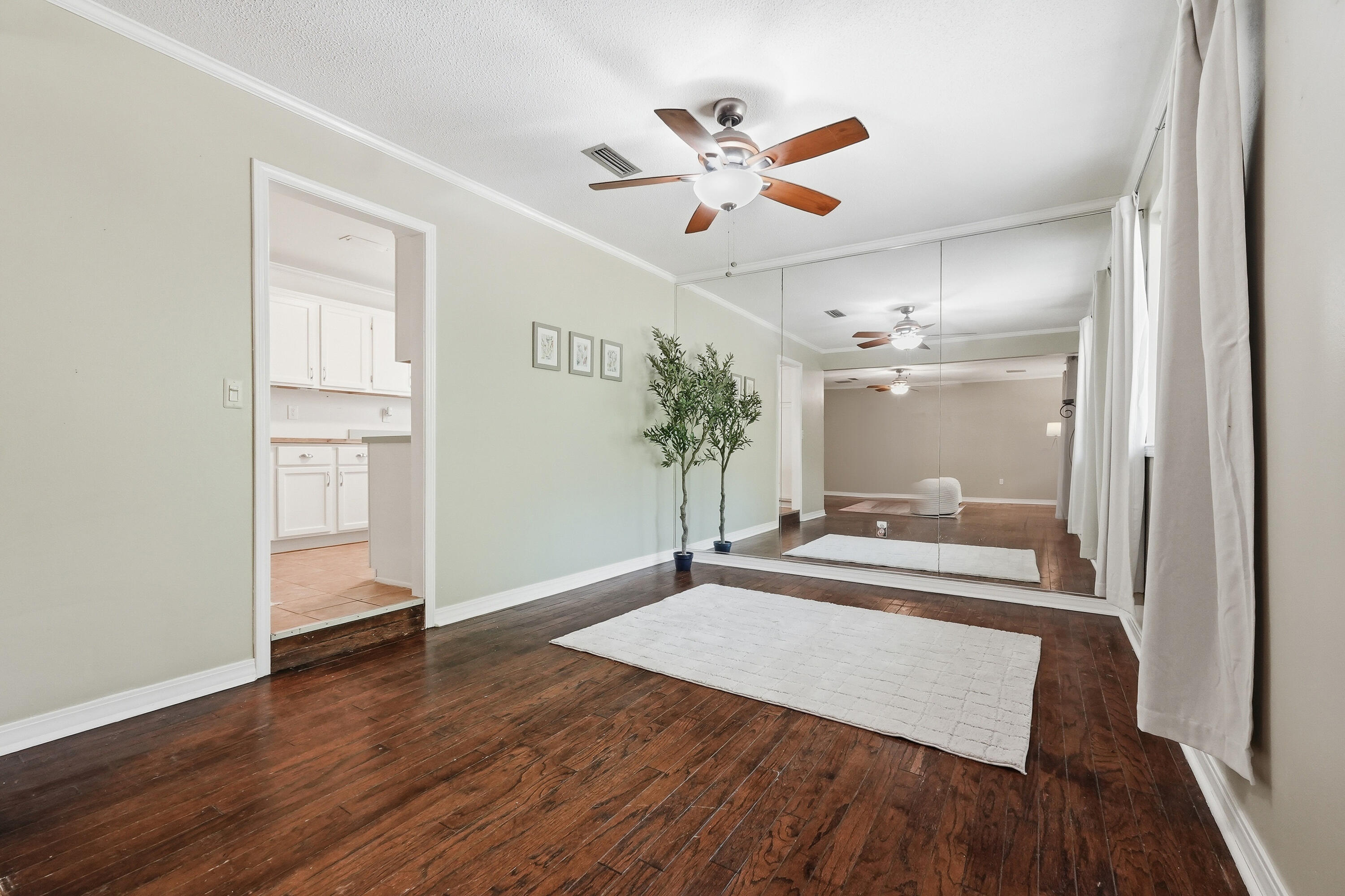 170 Elliott Road Mary Esther, FL 32569 - Photo 15 of 51 DINING ROOM