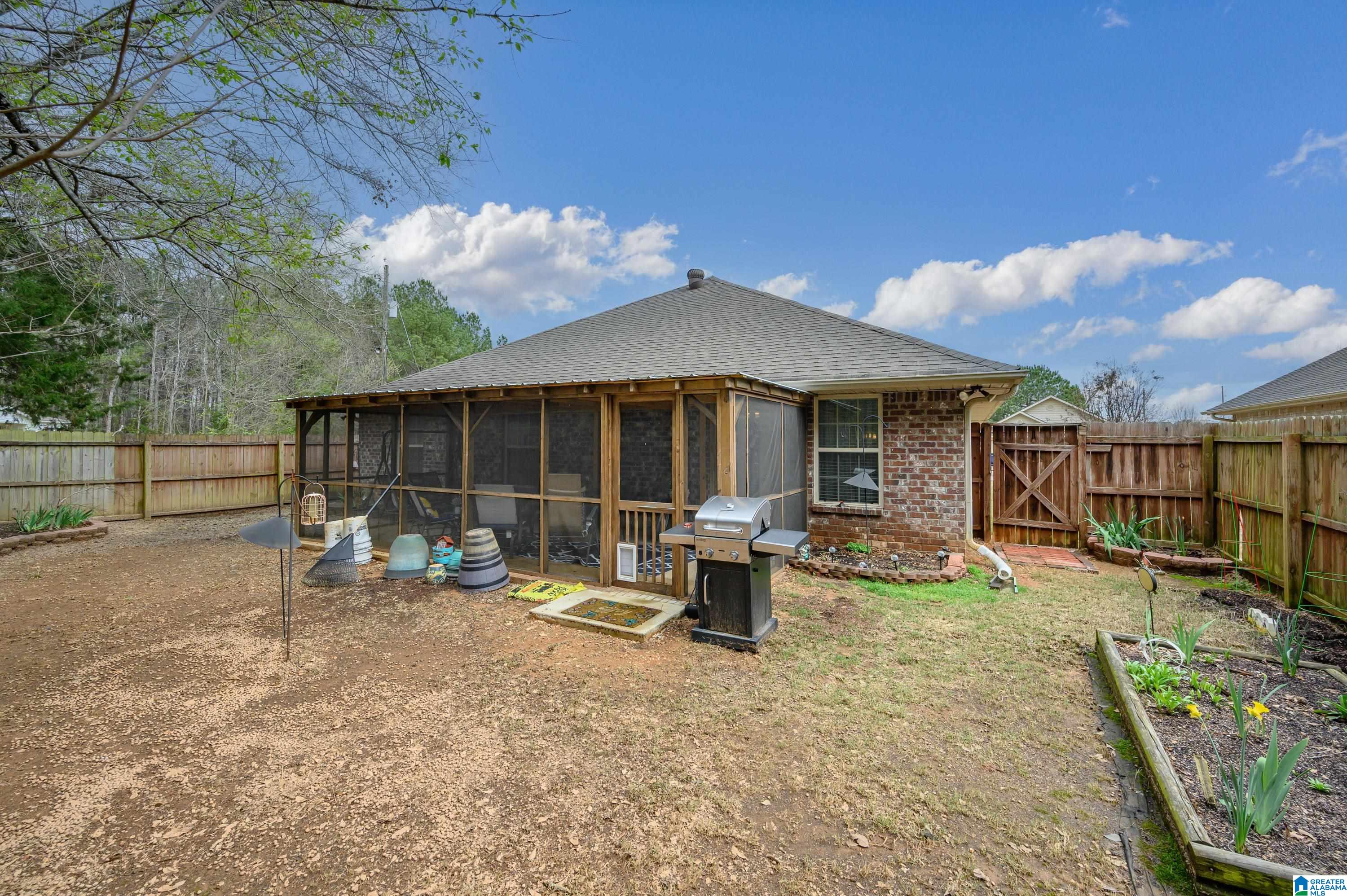 300 Vincent Street Alabaster, AL 35007 - Photo 31 of 34