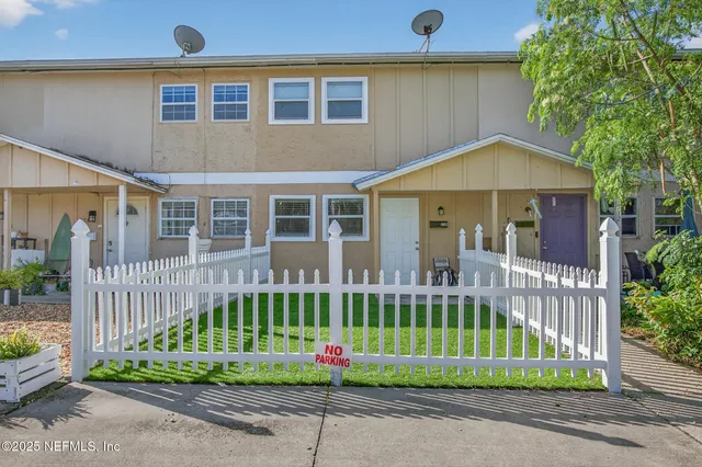 $396,000 | 710 Cavalla Road, Atlantic Beach, FL 32233