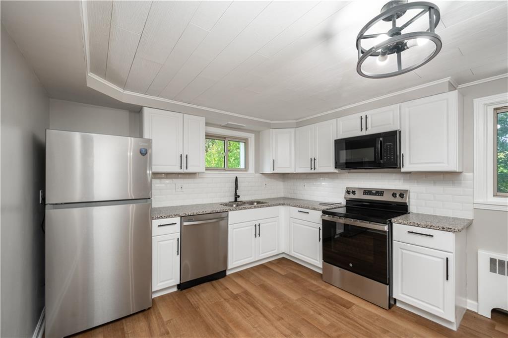 701 Mercer Road Butler, PA 16001 - Photo 6 of 31 Gallery Image 6
