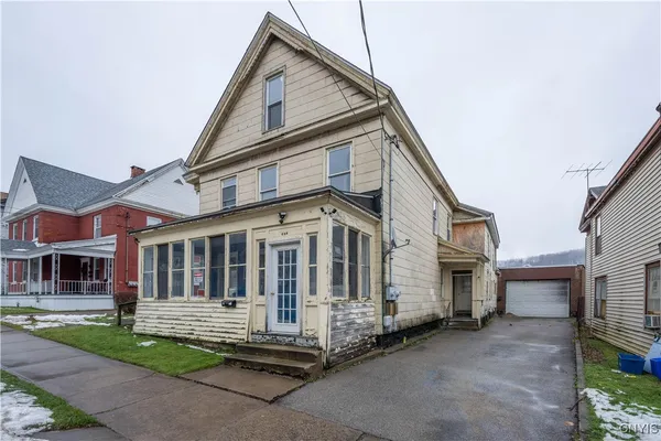 $1,500 | 599 Albany Street, Unit 2, Little Falls, NY 13365