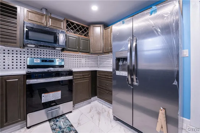 $1,500 | 599 Albany Street, Unit 2, Little Falls, NY 13365