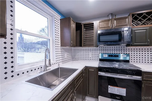 $1,500 | 599 Albany Street, Unit 2, Little Falls, NY 13365