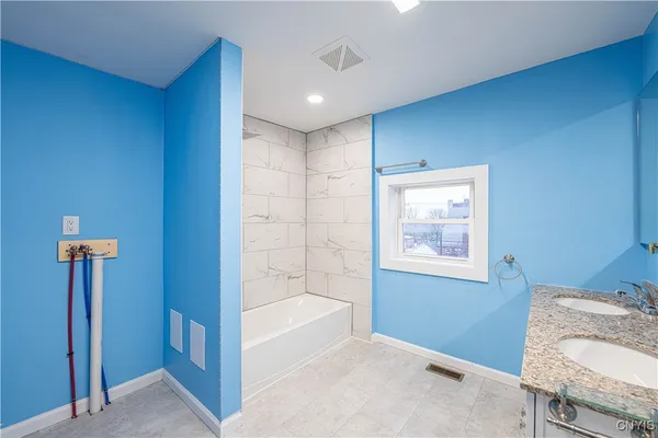 $1,500 | 599 Albany Street, Unit 2, Little Falls, NY 13365