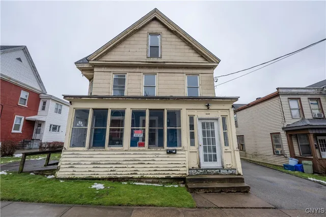 $1,500 | 599 Albany Street, Unit 2, Little Falls, NY 13365