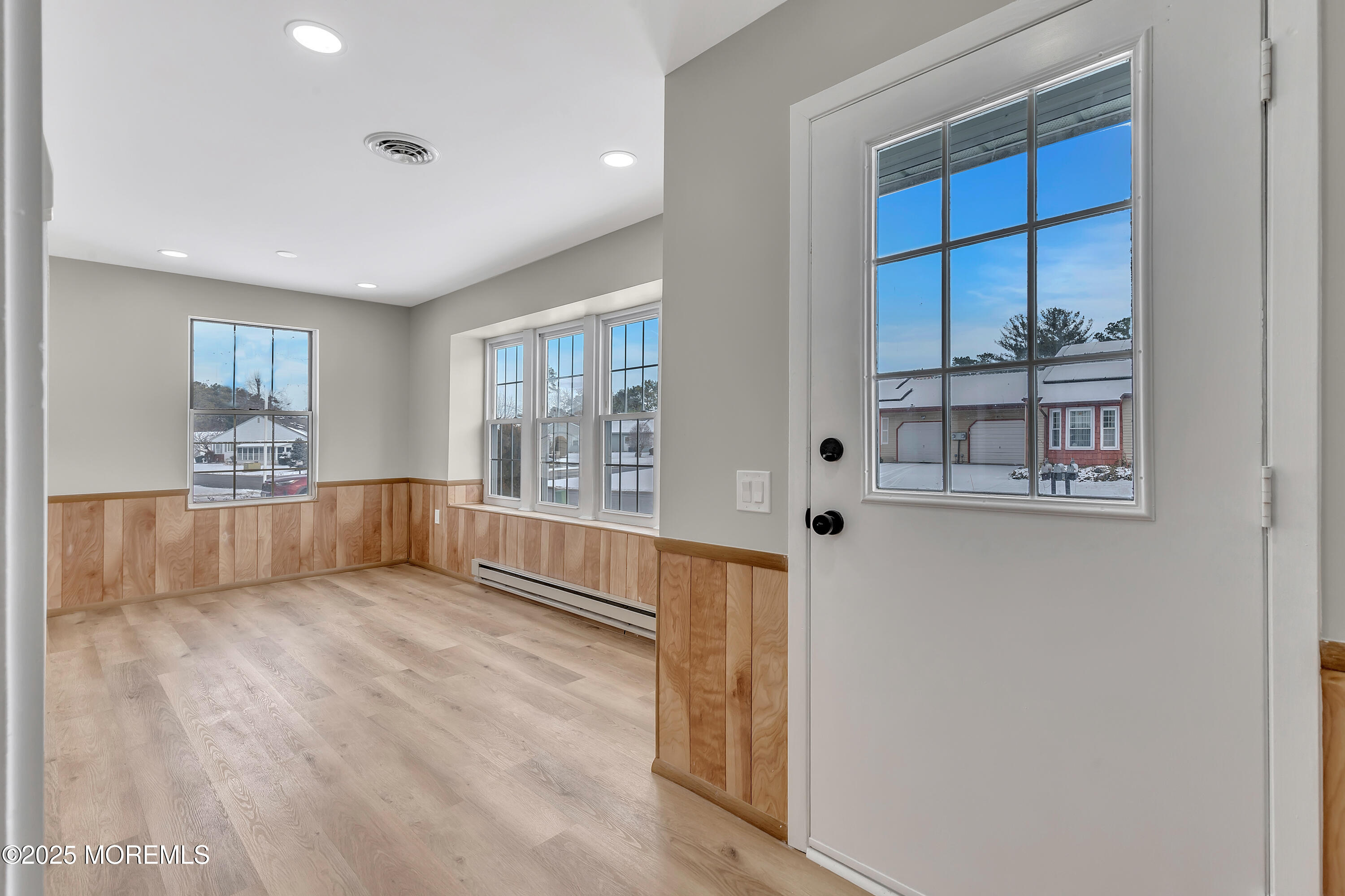 8 Amherst Road Whiting, NJ 08759 - Photo 1 of 32 004