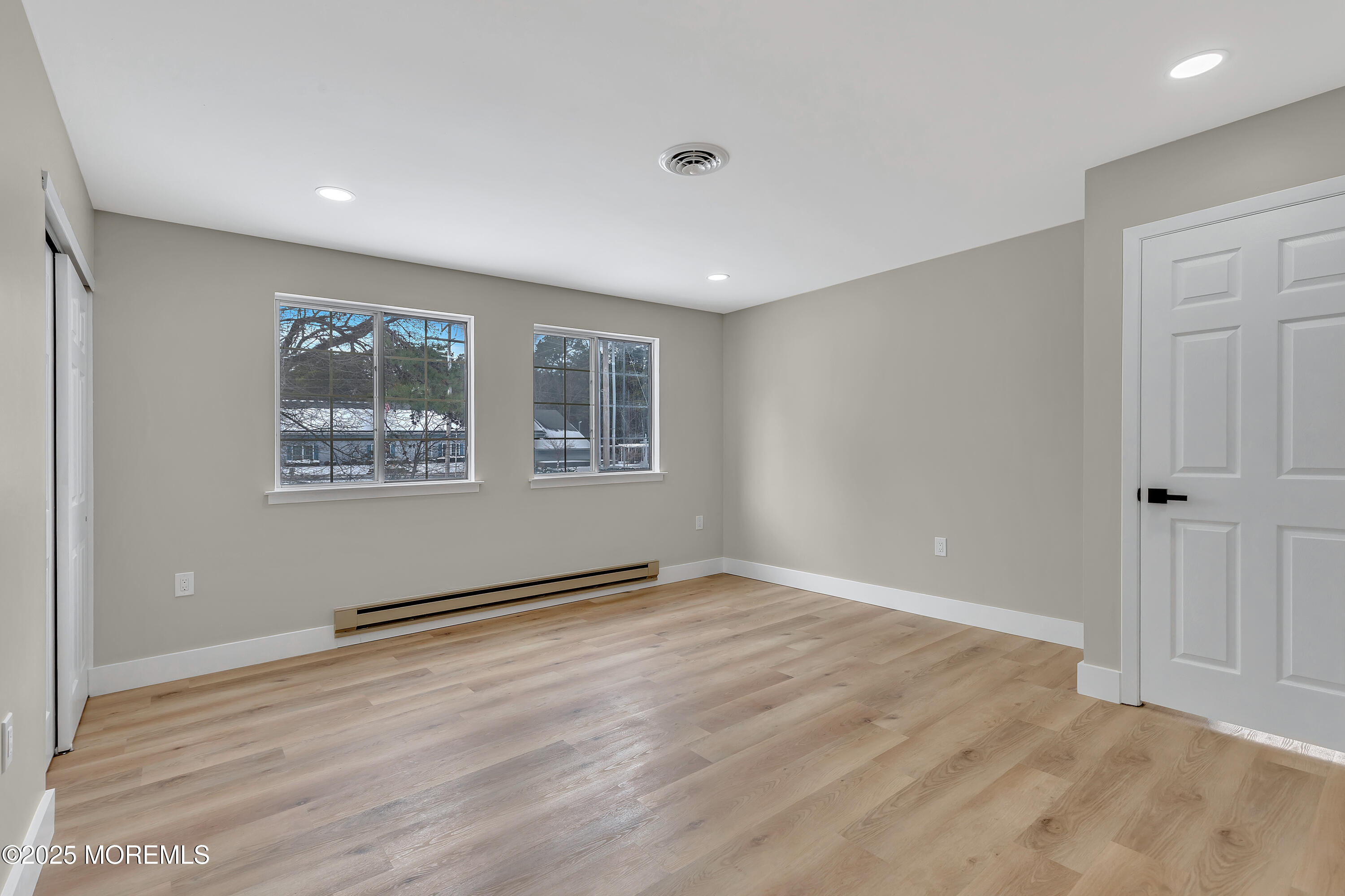8 Amherst Road Whiting, NJ 08759 - Photo 20 of 32 021