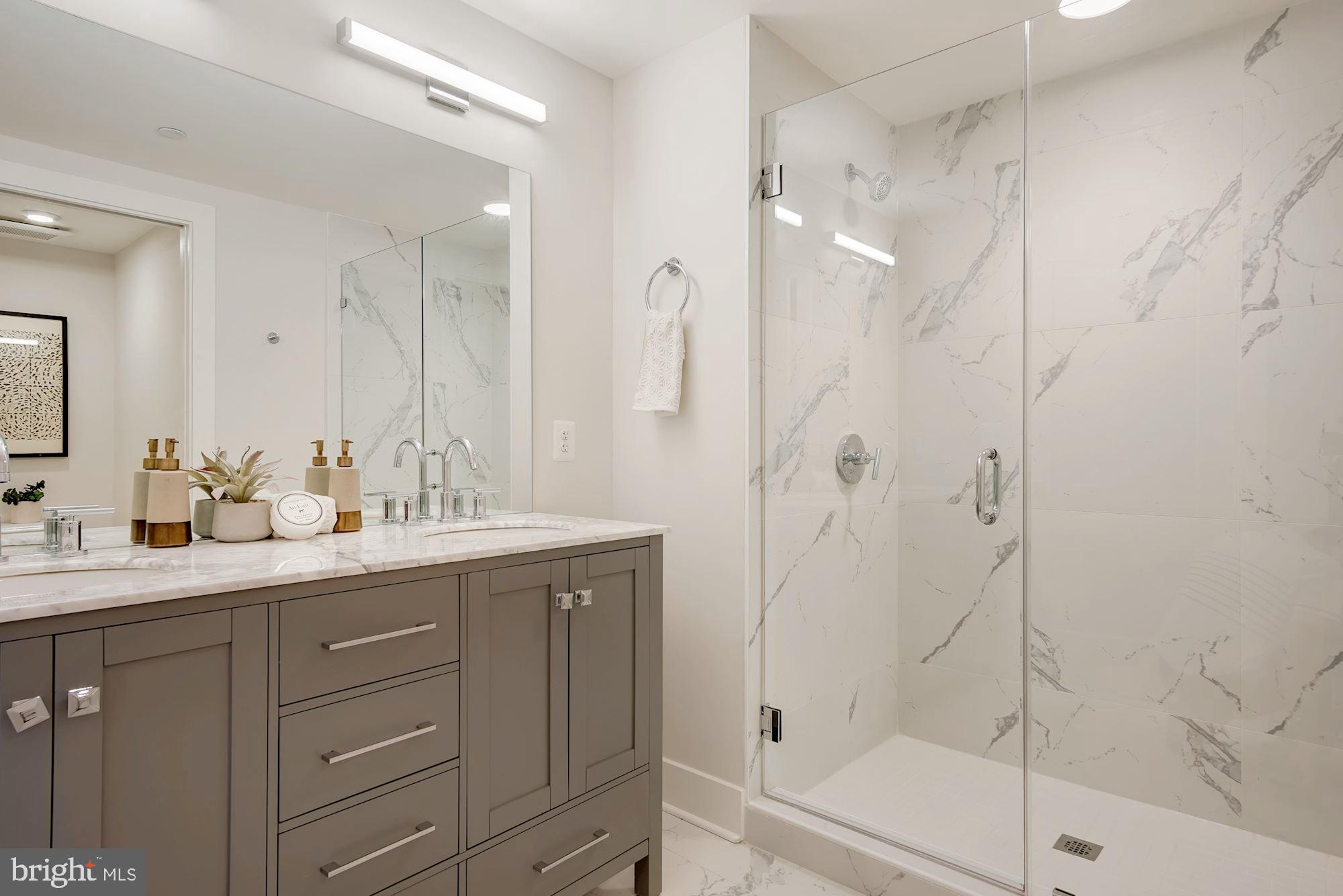 2717 Ontario Road Northwest, Unit 301 Washington, DC 20009 - Photo 12 of 18 Gallery Image 12