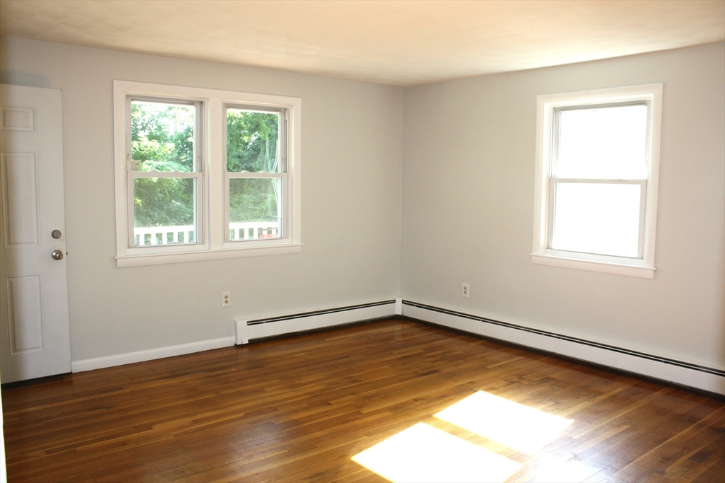 56 High Ridge Road, Unit 1 Worcester, MA 01602 - Photo 5 of 32