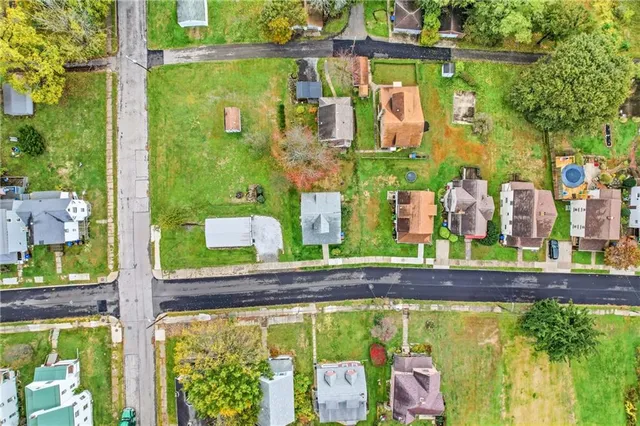 $79,000 | 453 Lafayette Avenue, Sharon, PA 16146