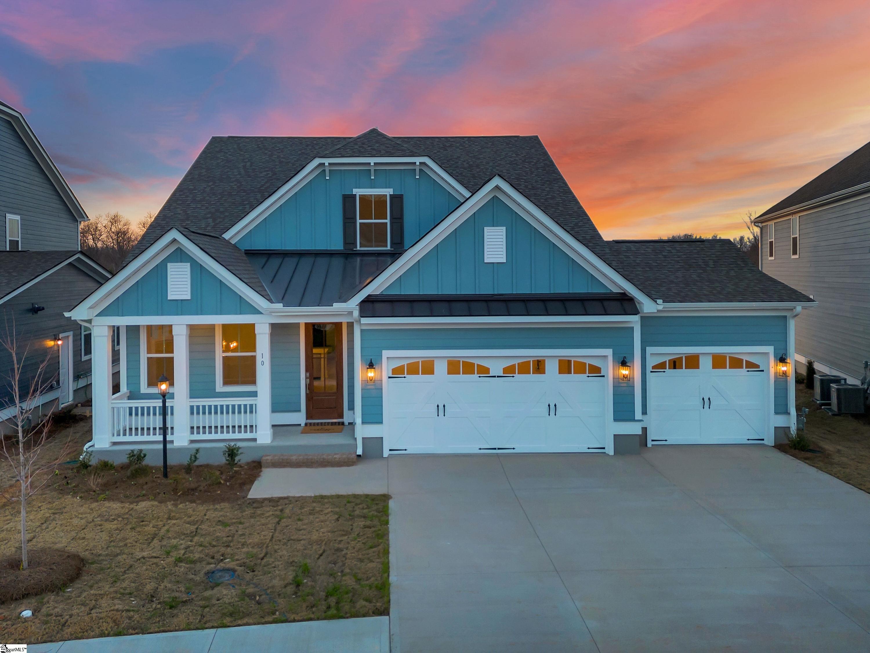 10 Tanner Hall Lane Greenville, SC 29607 - Photo 1 of 35 Gallery Image 1