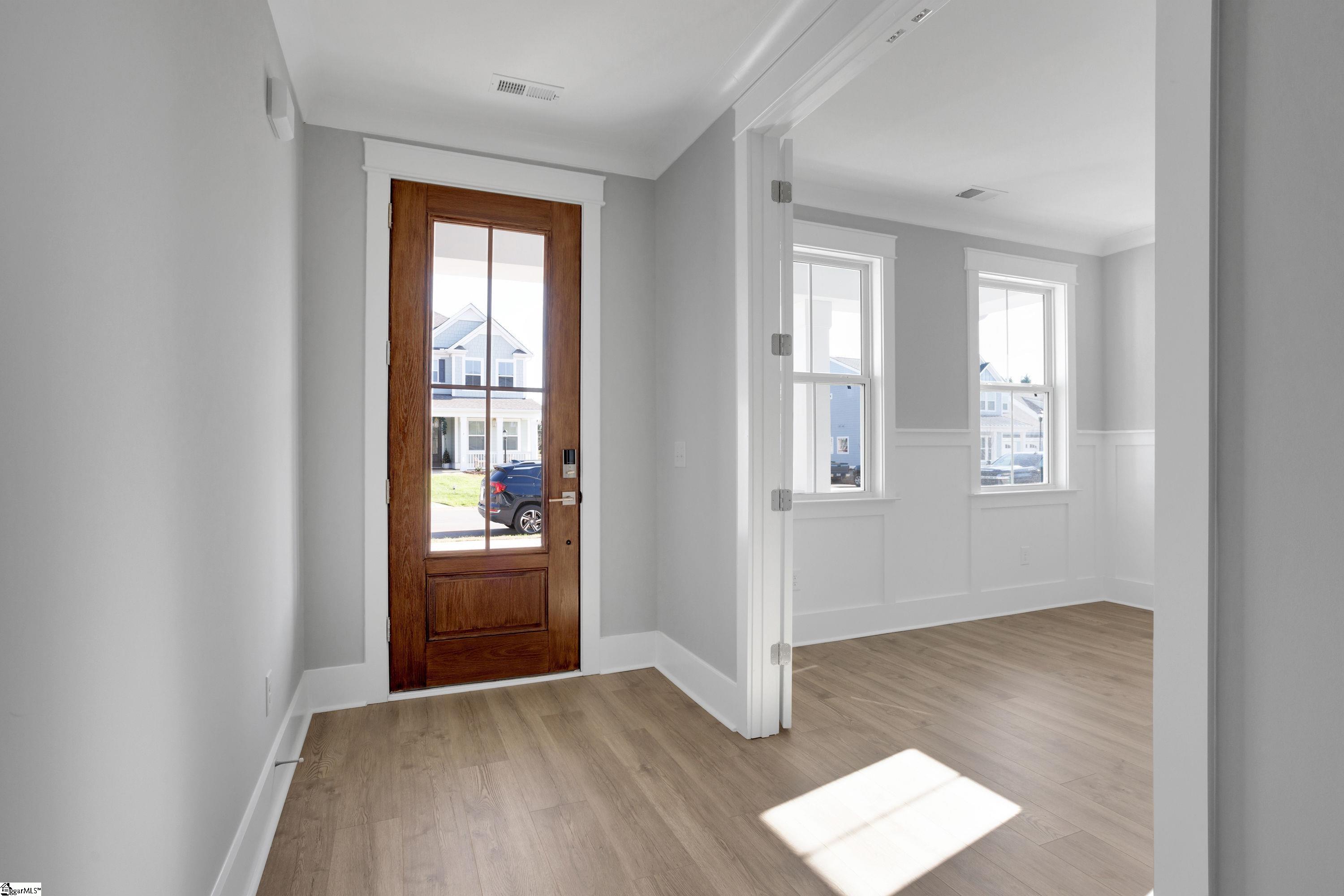 10 Tanner Hall Lane Greenville, SC 29607 - Photo 6 of 35 Gallery Image 6