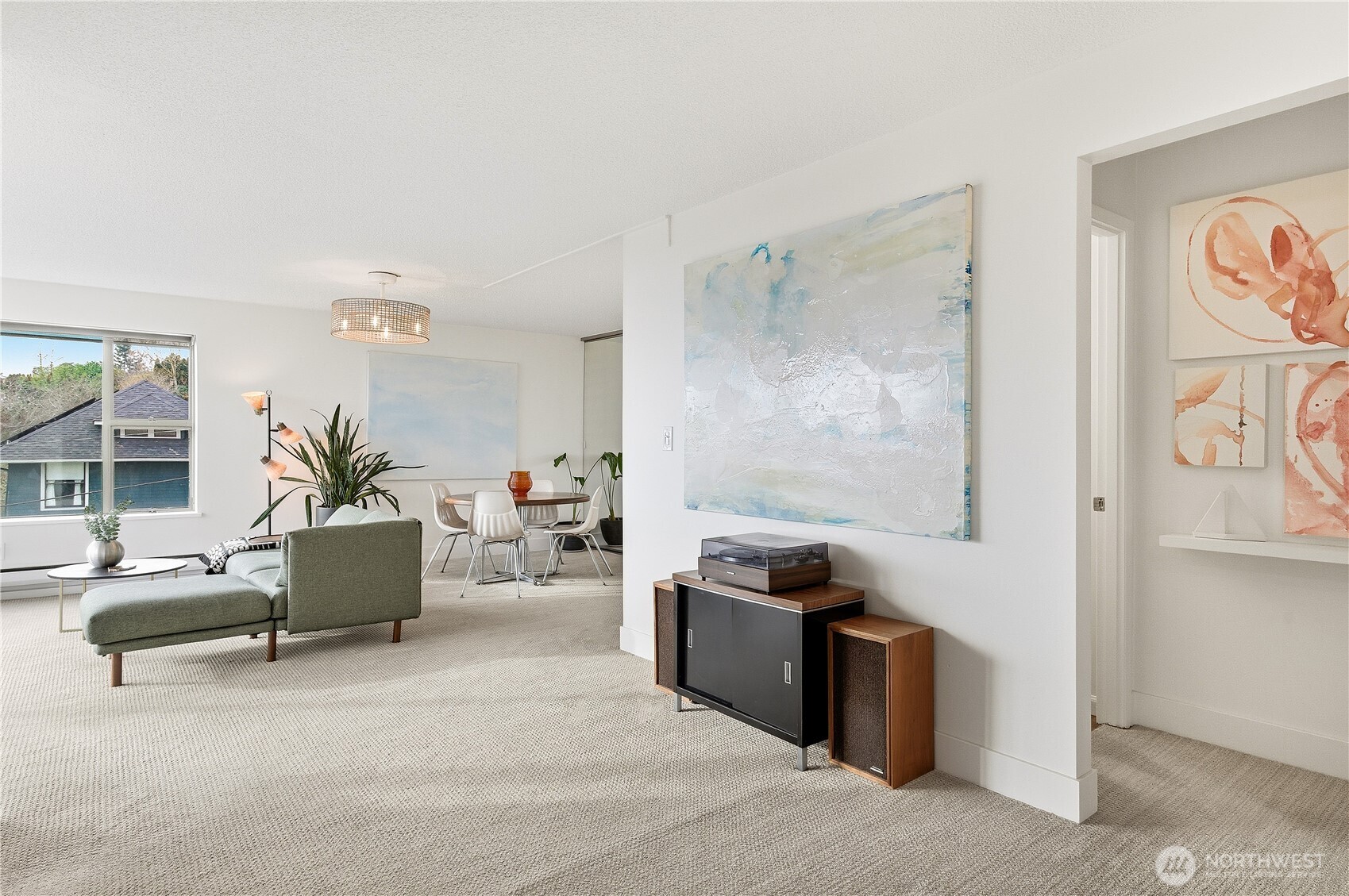 912 3rd Avenue West, Unit 202 Seattle, WA 98119 - Photo 11 of 32