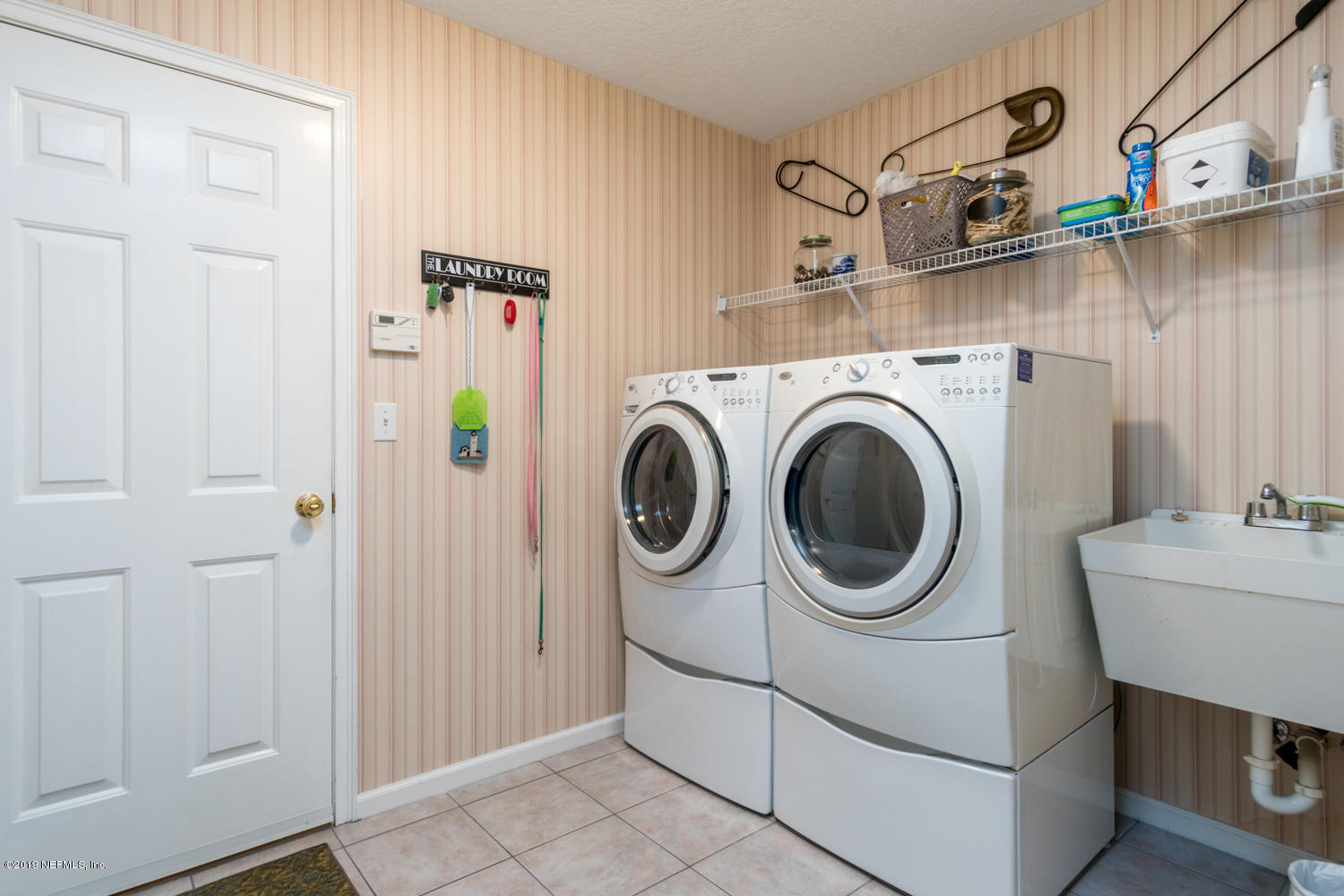 697 Cherry Grove Road Orange Park, FL 32073 - Photo 31 of 52 Laundry