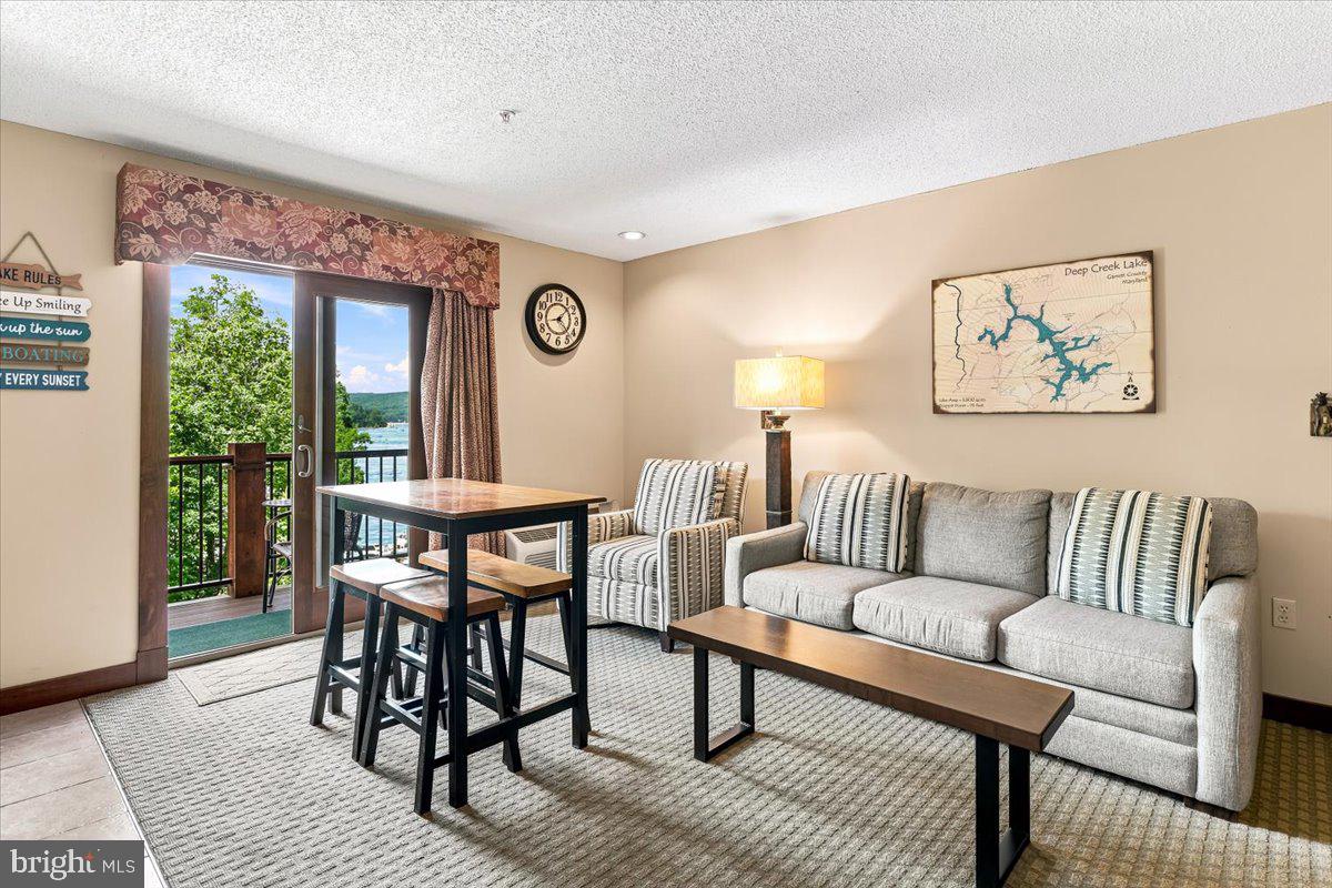 565 Glendale Road, Unit 213 Oakland, MD 21550 - Photo 8 of 24 Gallery Image 8
