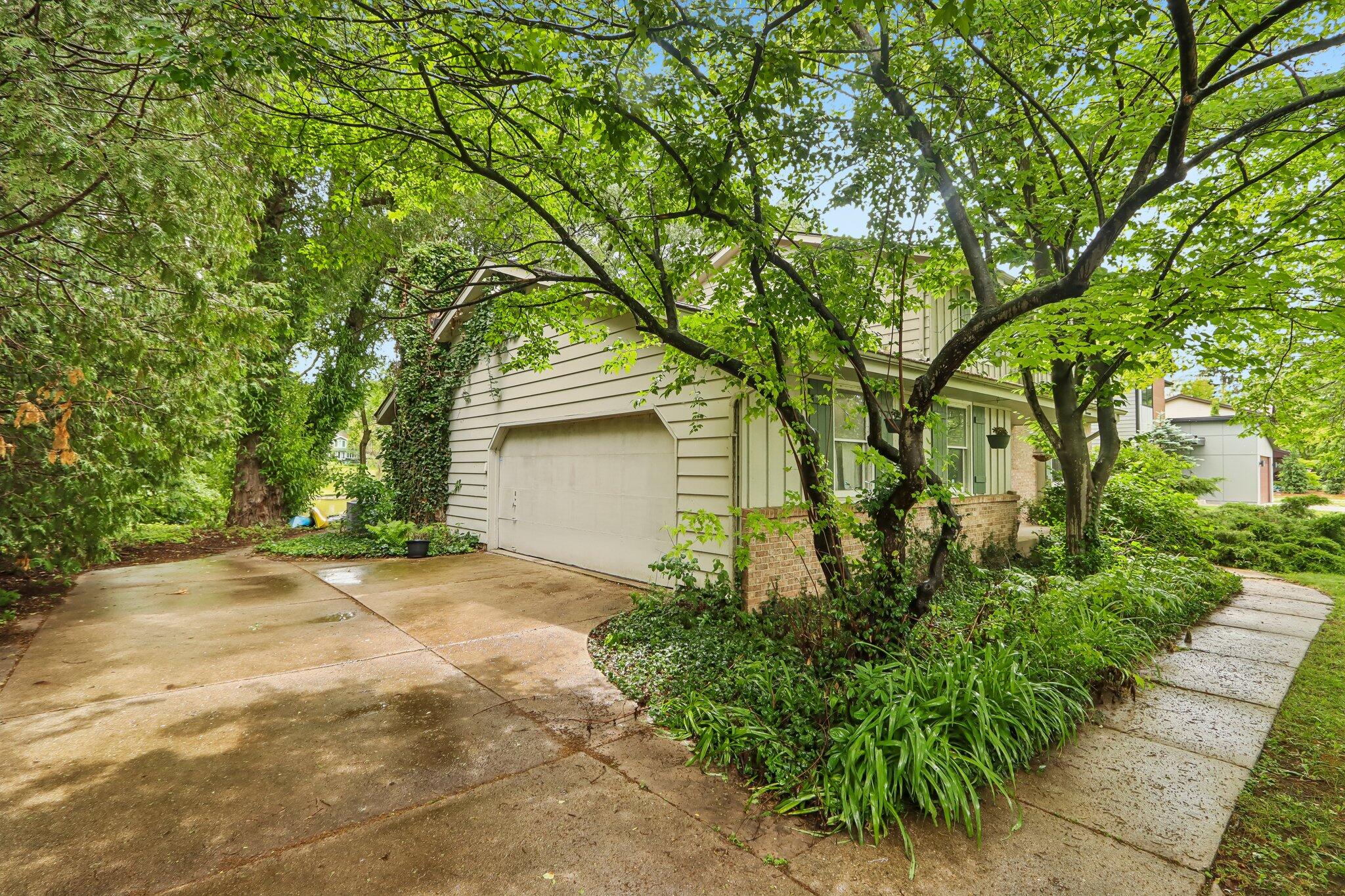 7400 North Pierron Road Glendale, WI 53209 - Photo 40 of 49 4-web-or-mls-N Pierron Rd-S1806-004