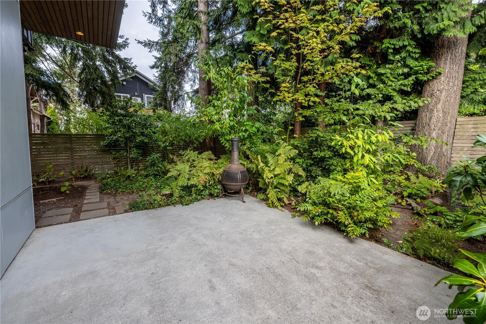 2112 North 46th Street Seattle, WA 98103 - Photo 37 of 40 Gallery Image 37