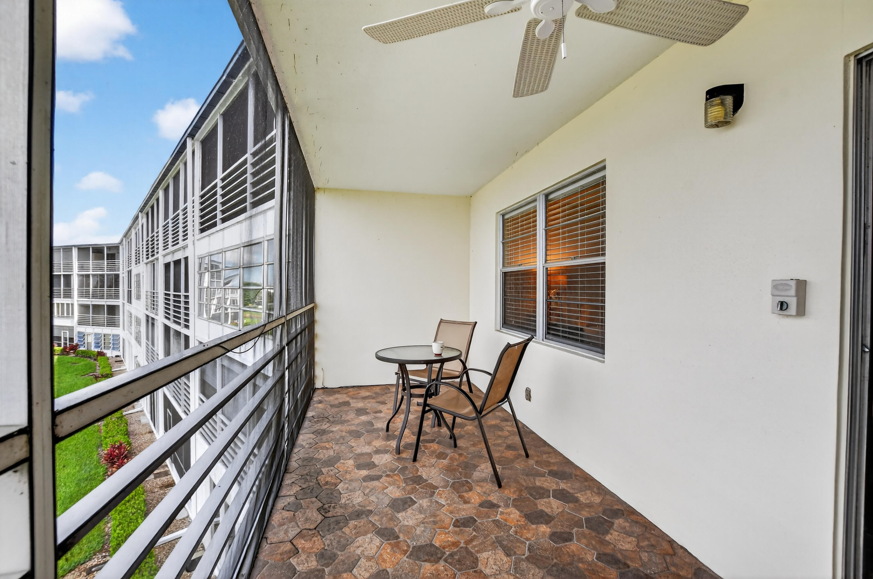 3067 Exeter Boca Raton, FL 33434 - Photo 20 of 24 20-print-034_DSC_2582
