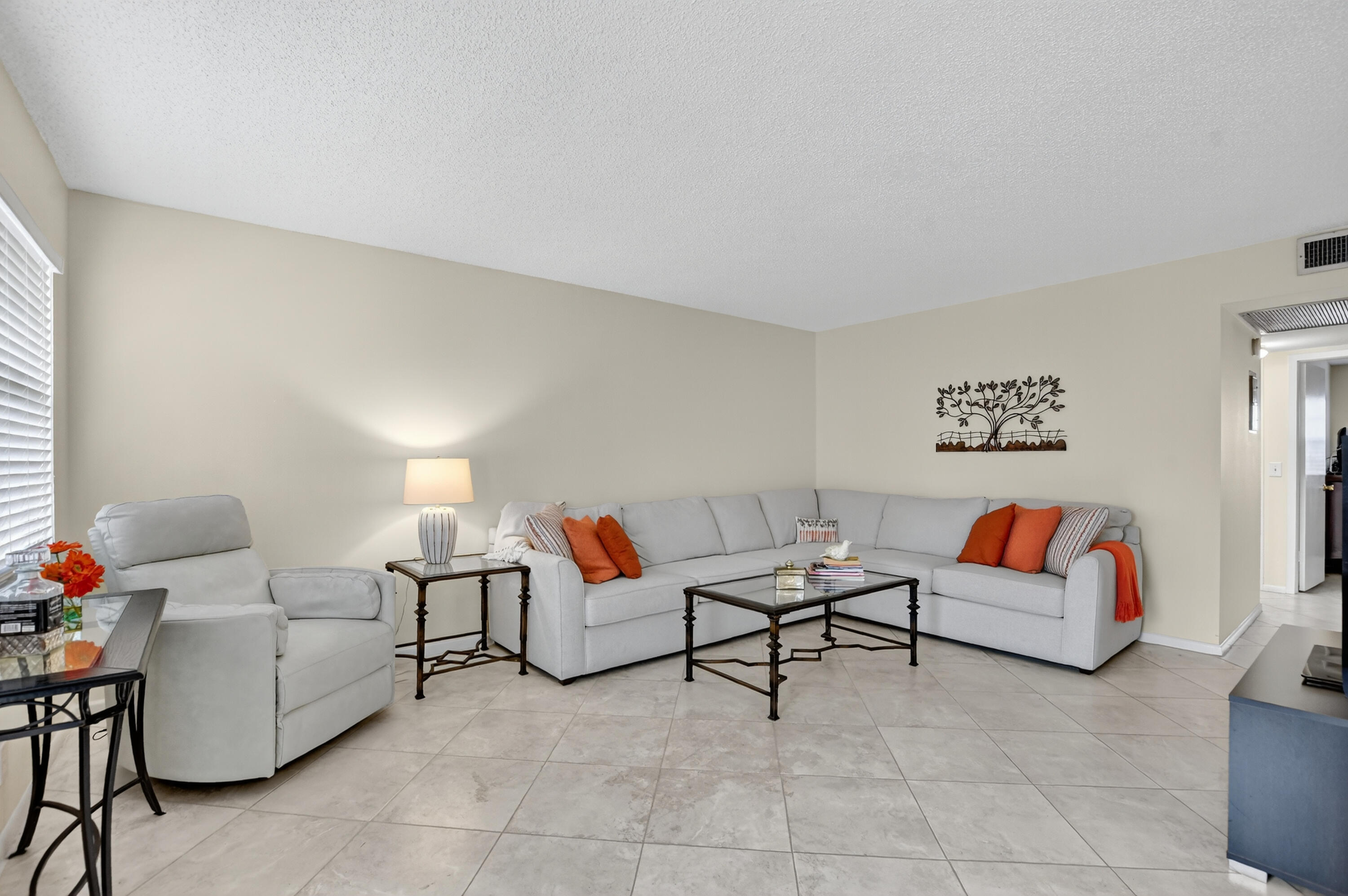 3067 Exeter Boca Raton, FL 33434 - Photo 7 of 24 3-print-017_DSC_2496