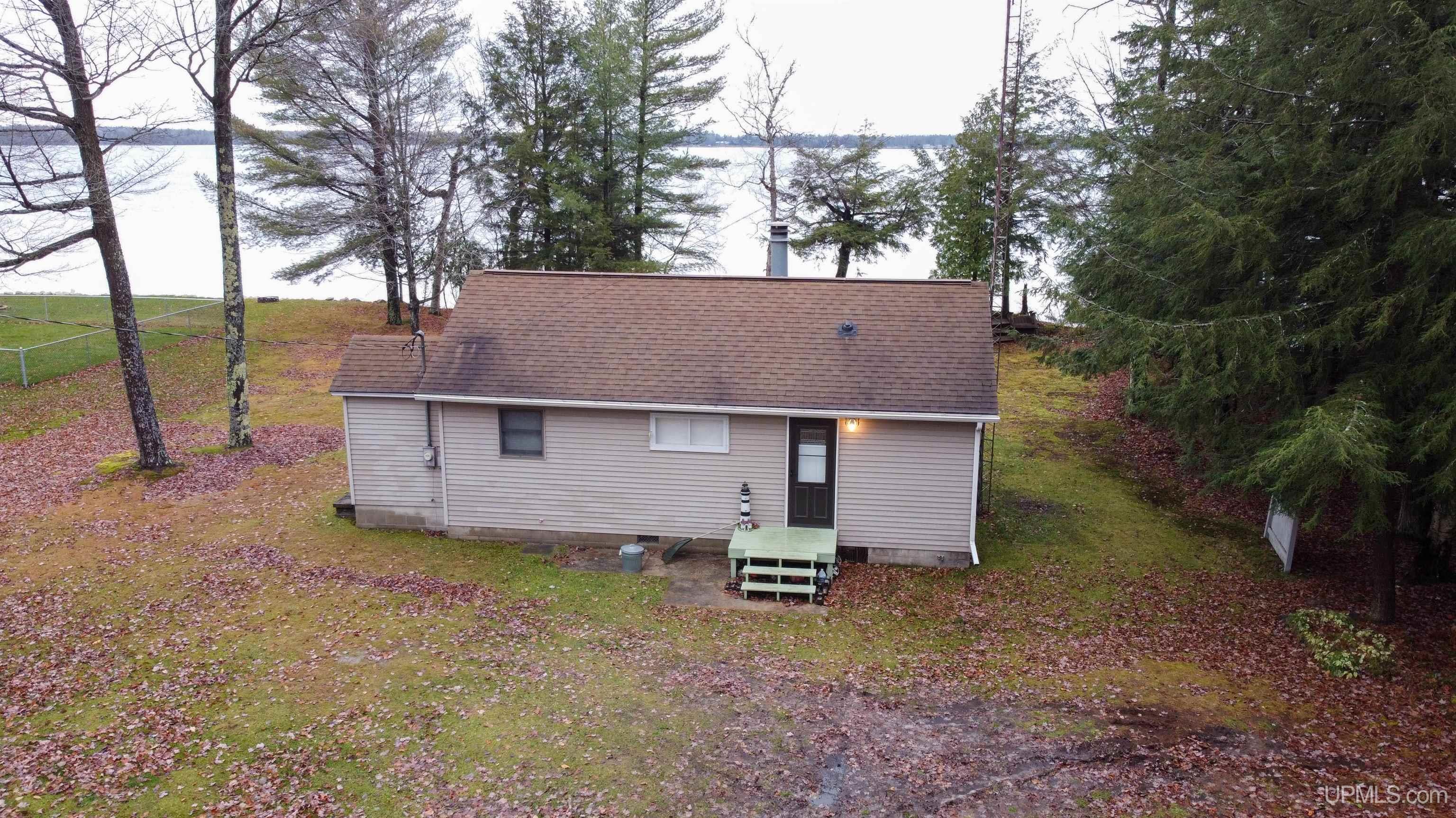 624 N West Gulliver Lake Road Gulliver, MI 49840 - Photo 5 of 39