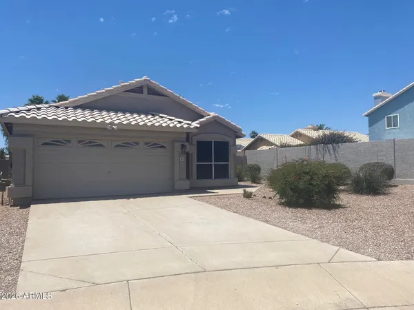 $2,000 | 1814 South Essex Circle, Mesa, AZ 85209