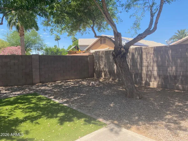 $2,000 | 1814 South Essex Circle, Mesa, AZ 85209