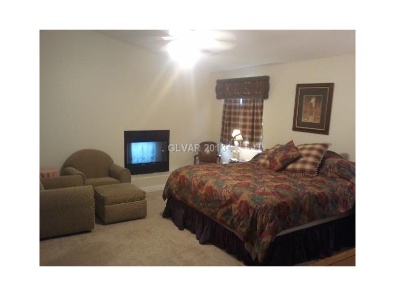 1811 Westwind Road Las Vegas, NV 89146 - Photo 8 of 15 Master Bedroom.