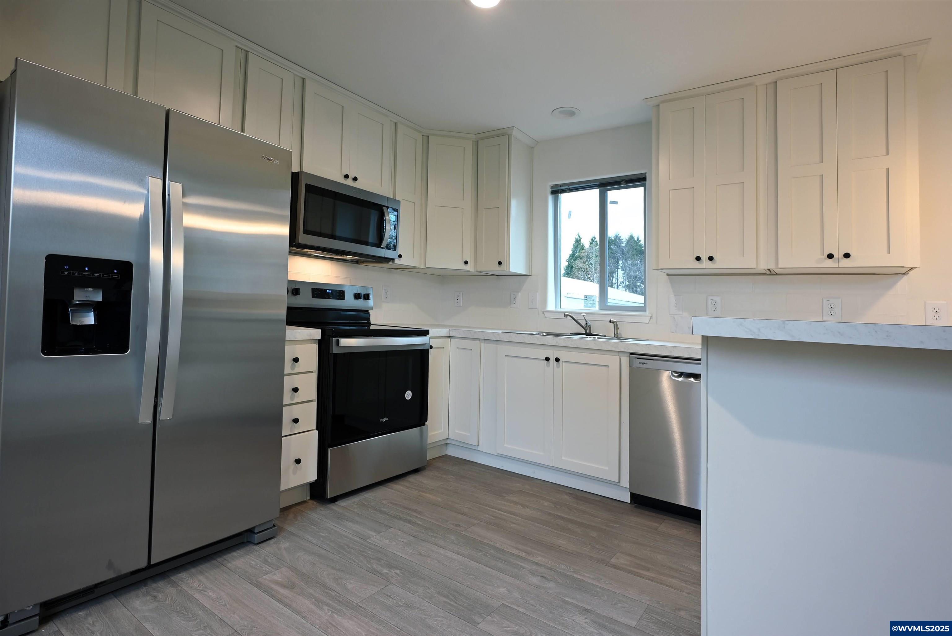 4995 Southeast Sunnyside ( Road, Unit W15 Salem, OR 97302 - Photo 5 of 24