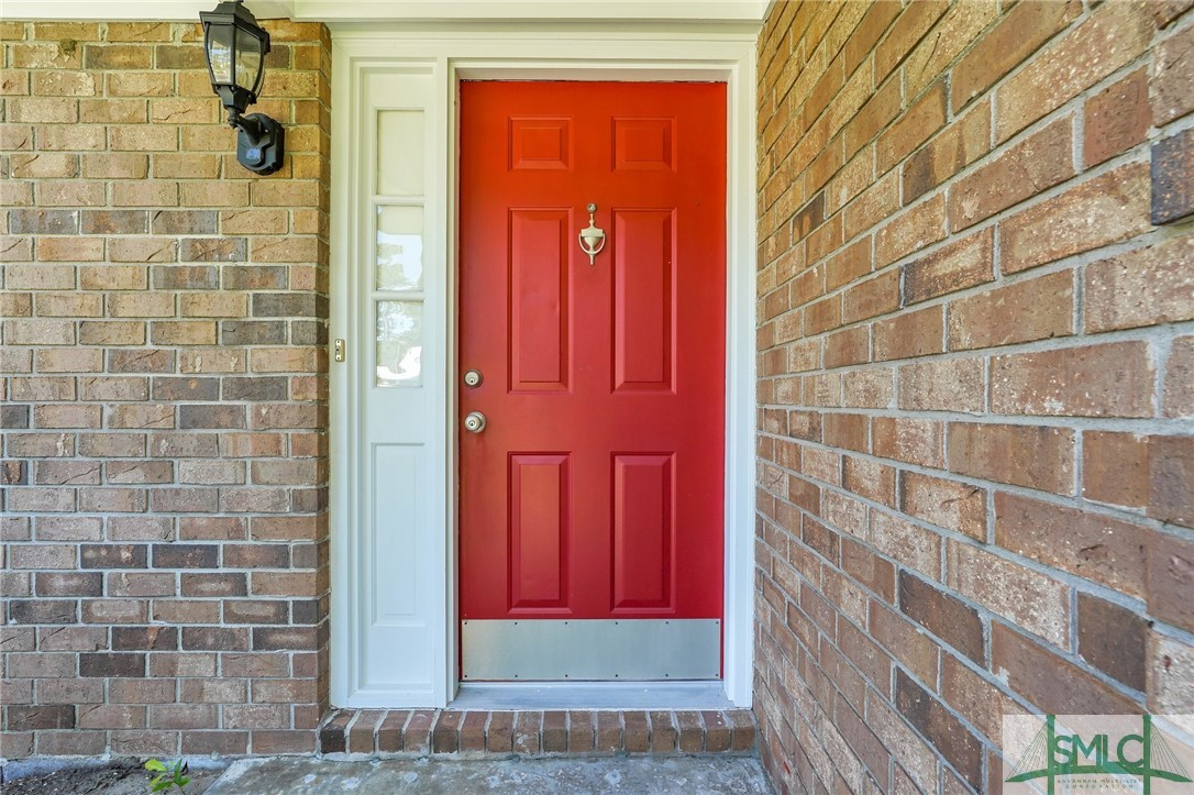 216 North Cromwell Road Savannah, GA 31410 - Photo 2 of 35 Covered Entry
