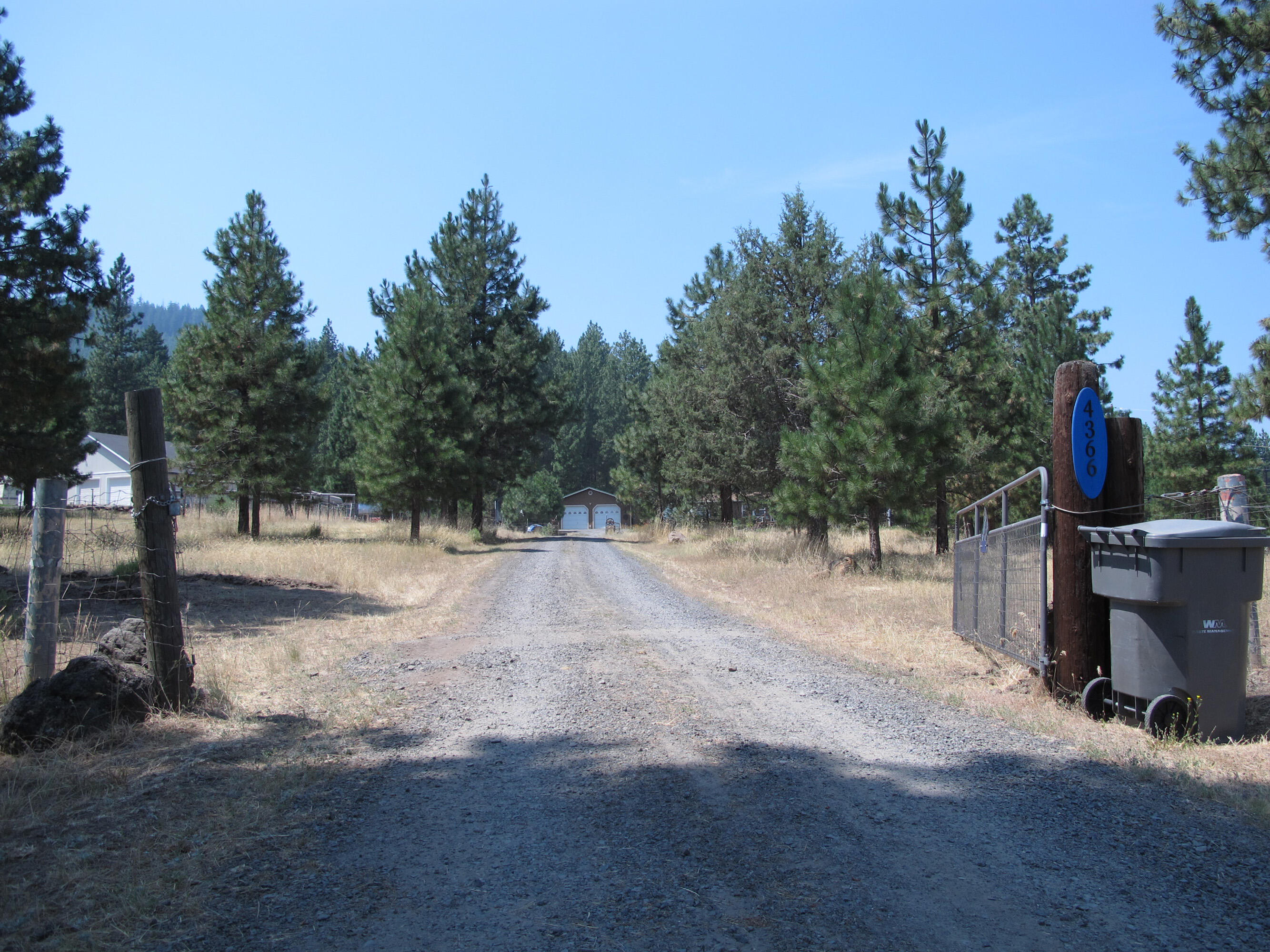 4366 Round Lake Road Klamath Falls, OR 97601 - Photo 36 of 39 39