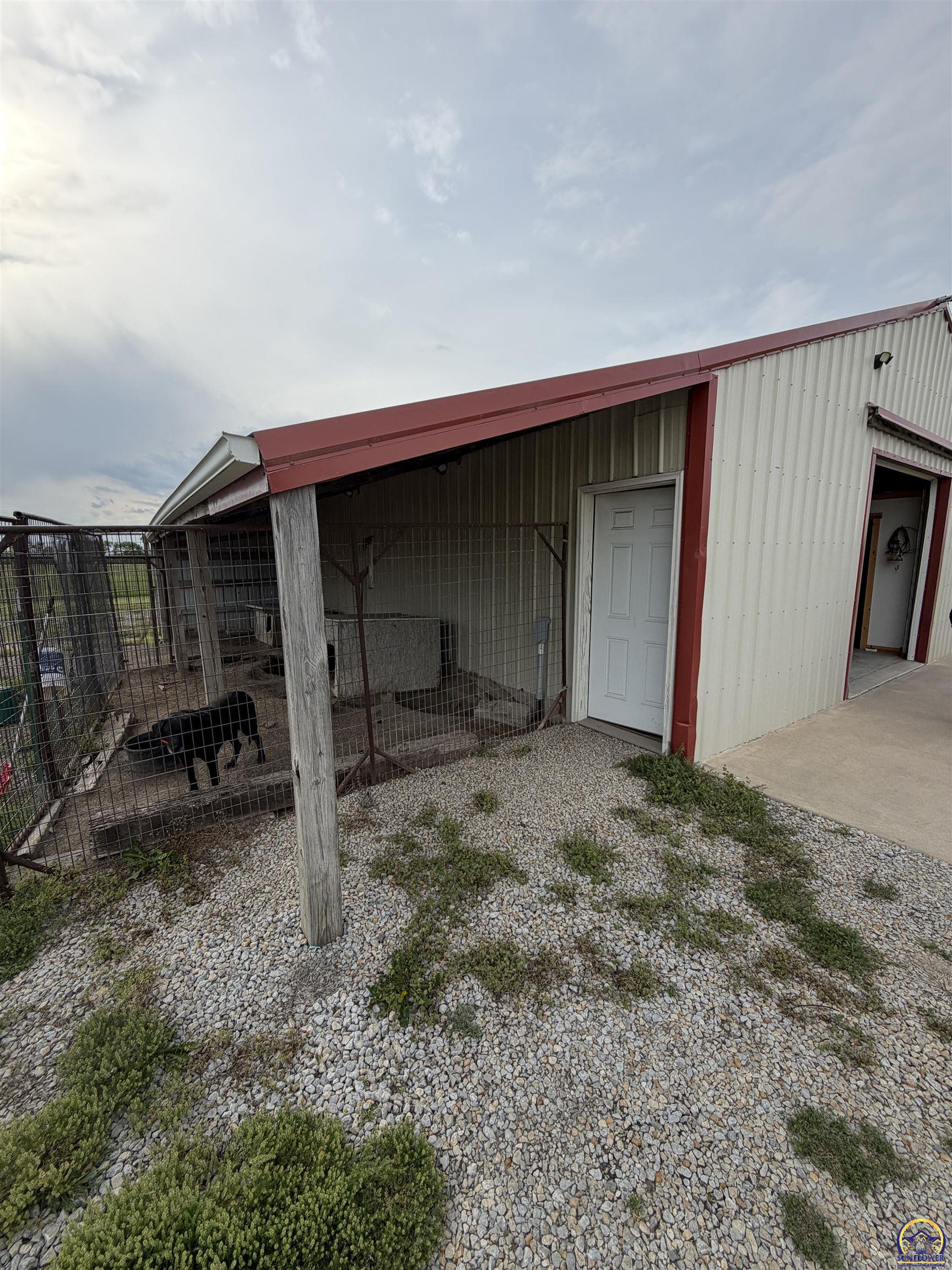 2624 Garner Road Northwest Lebo, KS 66856 - Photo 5 of 15